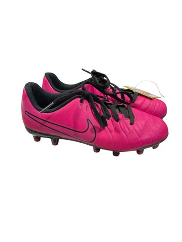 Used Nike Soccer Cleats Pink Junior 01.5 11847-S000037214