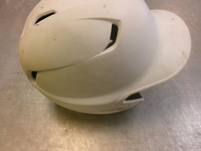 Used Easton SR Batting Helmet No Mask White MD 11339-S000204737