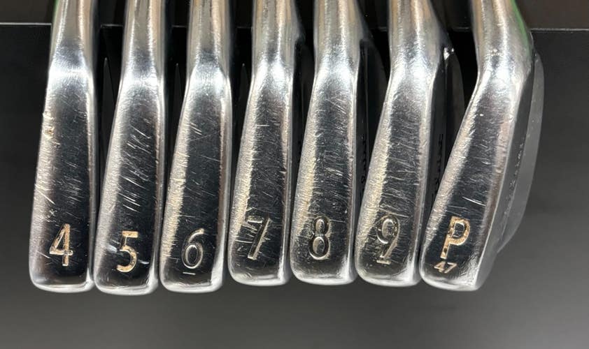 Titleist 620 MB/CB Combo Iron Set 4-PW X-Stiff Dynamic Gold X100 Tour RH Used