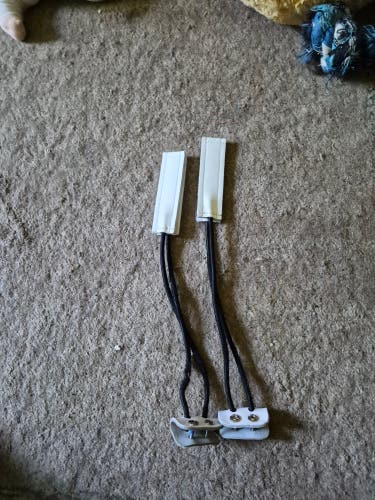 CCM toe ties