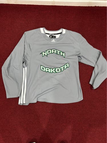 Gray Size 56 Men's Adidas Jersey (New) item#PRAC99