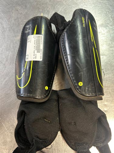 Used Nike Soccer Shin Guards Youth Black XS 11868-S000070777