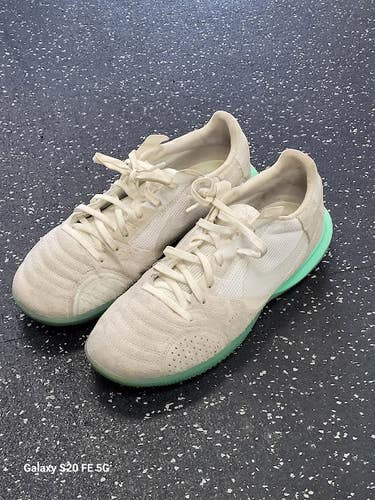 Used Nike STREETGATO Soccer Indoor Shoes White Senior 8 11849-S000042186