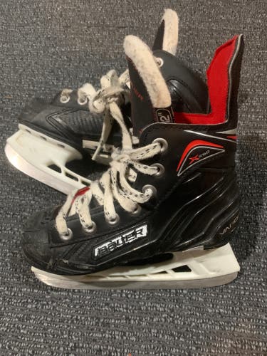 Black Bauer Vapor Hockey Skates Regular Width 12 (Used)