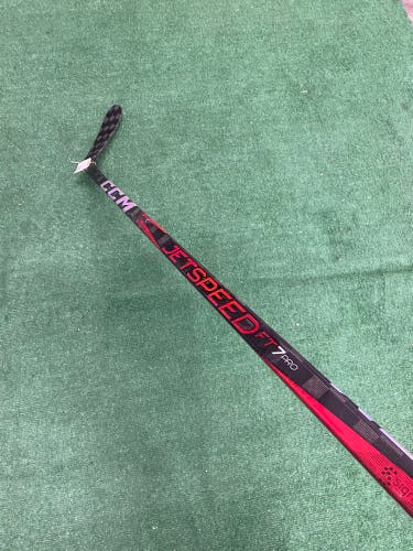 Intermediate CCM JetSpeed FT7 Pro Hockey Stick Right Handed P28 55 Flex (Used)