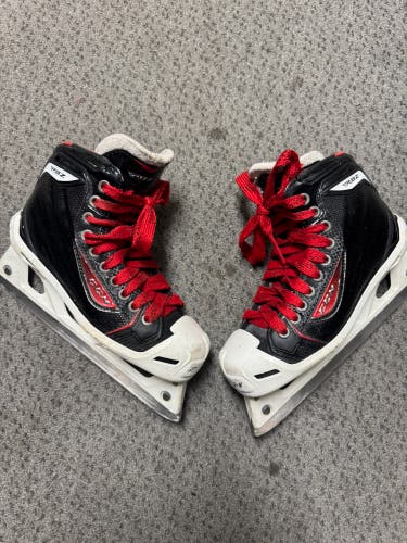 CCM RBZ Hockey Goalie Skates Regular Width Size 4 (Used)