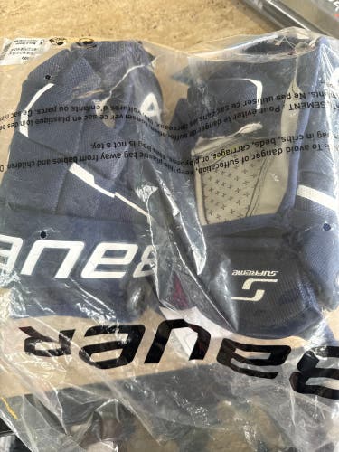 Bauer Supreme Mach Gloves 13" (New)