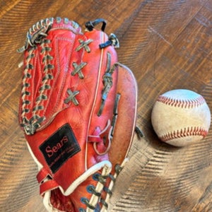 RH Infield Baseball Glove 11" (Used)