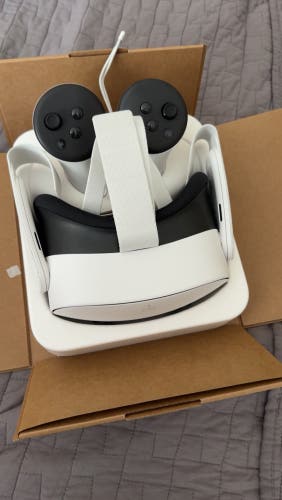 NHL Sense Arena Meta Quest 3s with Stick Mount