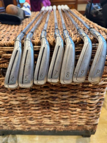 Men's TaylorMade TaylorMade M6 Combo Iron set Right Handed Iron Set Stiff Flex (Used)
