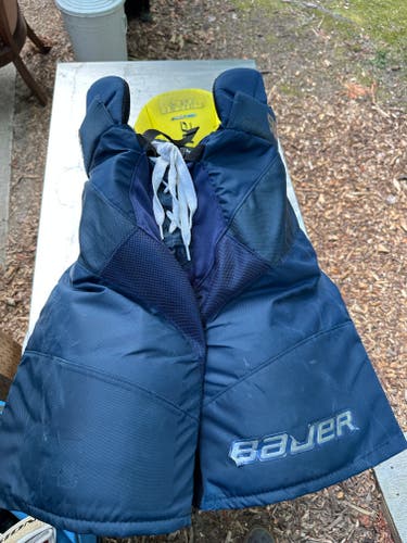 Senior Small Bauer Supreme 2S Hockey Pants