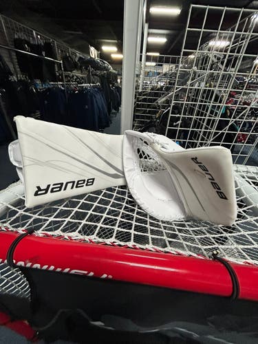 Bauer Vapor Hyperlite 2 Full Right (New)