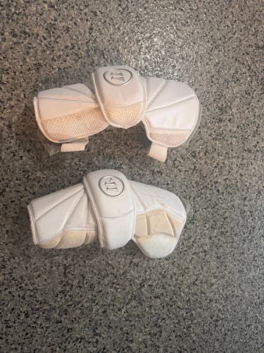Medium/Large Adult Warrior Evo Pro Arm Pads (Used)