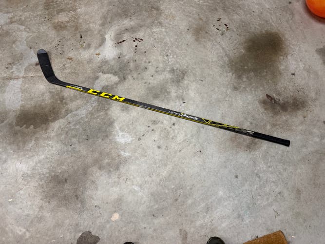 Senior CCM Ultra Tacks Right Handed Hockey Stick P88 90 Flex Pro Stock (Used)