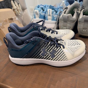 Blue Men's Size M 10.0 (W 11.0) Adult Under Armour Charged Low Top Turf Cleats (New)