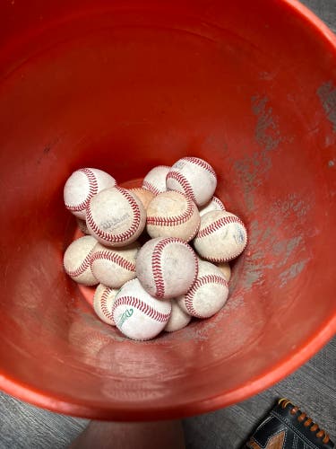 Wilson Baseballs 18 Pack (Used)