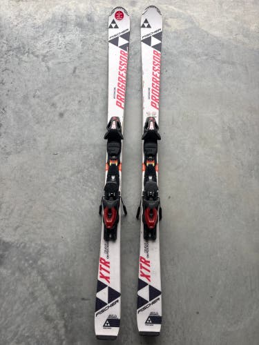 Fischer Progressor XTR 155 cm Skis With Fischer RS 10  Bindings (Used)