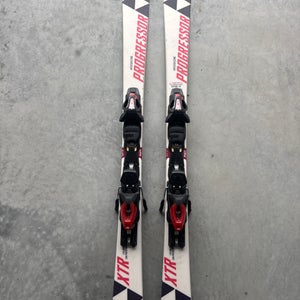 Fischer Progressor XTR 140 cm Skis With Fischer RS 10 Bindings (Used)