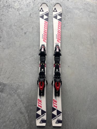 Fischer Progressor XTR 140 cm Skis With Fischer RS 10 Bindings (Used)