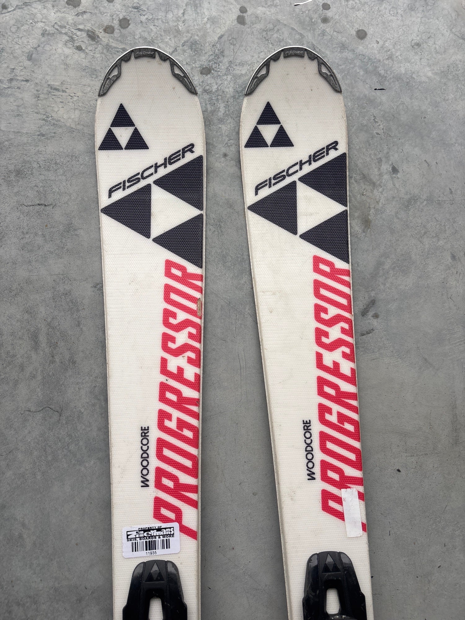 FISCHER 73 FUSE 164cmスキー板 ビンディング・ポール付き美品 Fischer Fuse 73 165 cm DEMO Intermediate Carving/All Mountain Skis