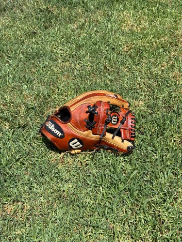 Wilson A2K 1787 RHT Infield Baseball Glove 11.75" (Used)