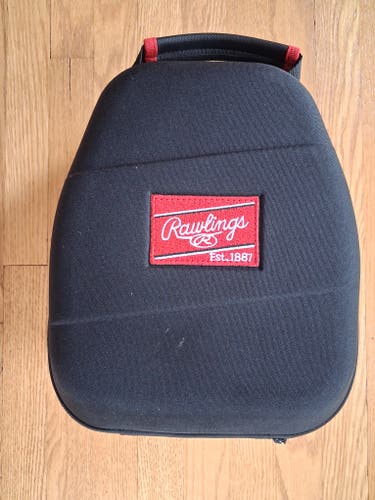 Rawlings glove crib/carrier (New)