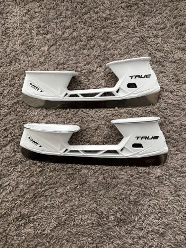 True holders with steel