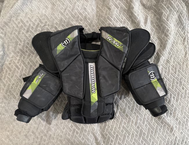 Small / Medium Warrior Ritual X4 E Goalie Chest Protector (Used)