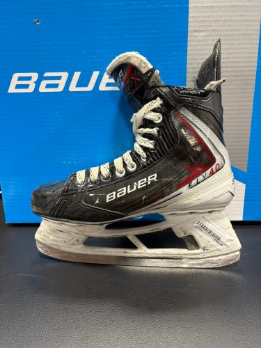 2025 Bauer Vapor Fly40 Hockey Skates 8.5 (Used)