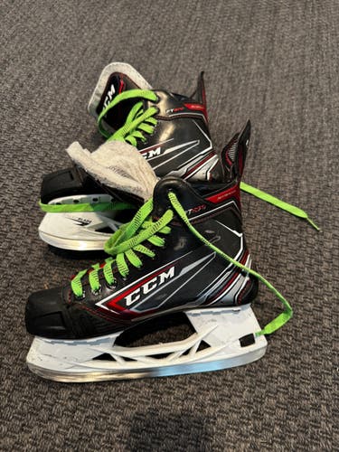 CCM JetSpeed FT470 Hockey Skates Size 6 (Used)