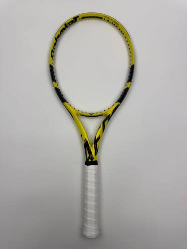 Babolat Pure Aero 2019, 4 3/8 Good Condition