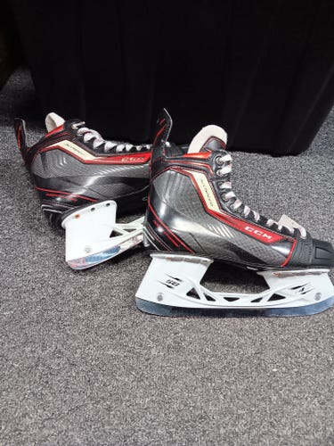 CCM JetSpeed Hockey Skates Extra Wide Width 9.5 (New)