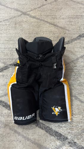 Men's Senior Large Bauer Custom Pro Hockey Pants Pittsburgh Penguins Pro Stock