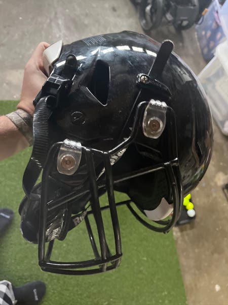 riddell speedflex diamond helmet Adult Medium NCAA Football Game Issue LBC Football LLC State of the art protection Riddell Adult SpeedFlex Football Helmet