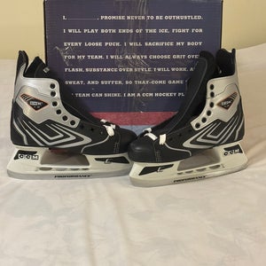 New w/Box CCM Vector 1.0 Proformance Senior Men’s Ice Hockey Skates 10D