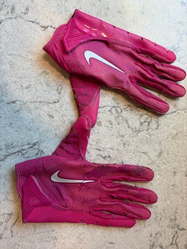 Pink Medium Adult Nike Vapor Jet 7.0 Gloves (Used)