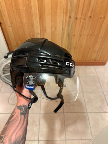 Pro Stock CCM 910 Medium Black Helmet With Visor
