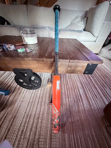 2023 DeMarini Whisper Composite Bat (-9) 23 oz 32" (Used)