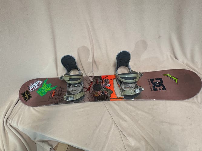 Ride Lowride Snowboard With Bindings 135 cm (Used)
