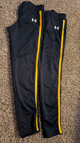 Black Men's Large Youth Under Armour Game Pants (Used)