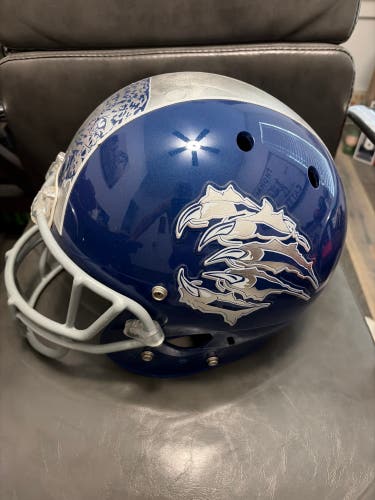 Blue Adult Extra Large Schutt Helmet (Used)