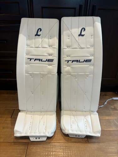 Brand New Pro Stock 34+2 True Hzrdus L95 Pro Goalie Pads White/Blue