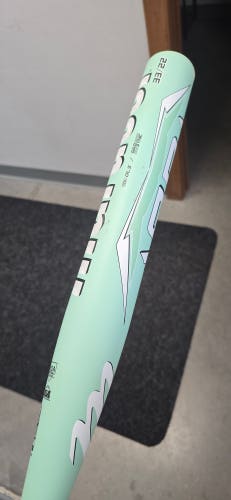 Marucci Asura Composite Bat (-11) 22 oz 33" (Used)