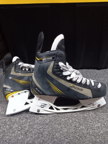 CCM Tacks Hockey Skates Regular Width 7.5 (New)