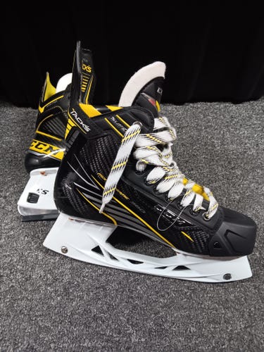 CCM Super Tacks Hockey Skates Regular Width 7 (New)