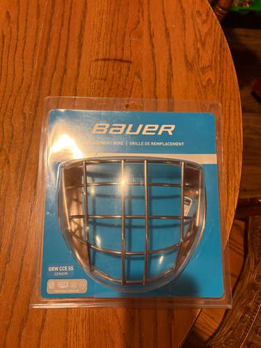 Senior Bauer GRW SS Goalie Mask (New)