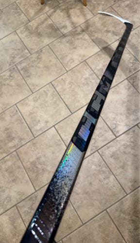 Senior CCM Ribcor Trigger 10 Pro Right Handed Hockey Stick P29 75 Flex (Used)