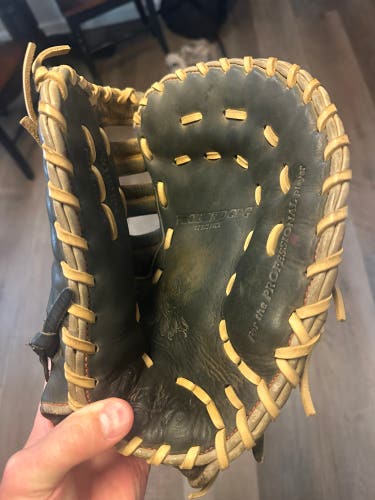 Rawlings Heart of the Hide RH First Base Baseball Glove 12.5" (Used)