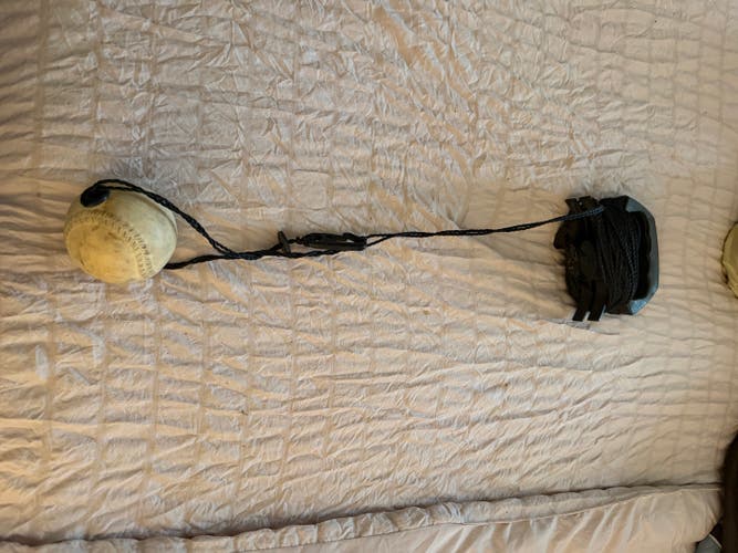 Baseball Solo Swing Trainer / Batting Trainer Tethered Ball System (Used)
