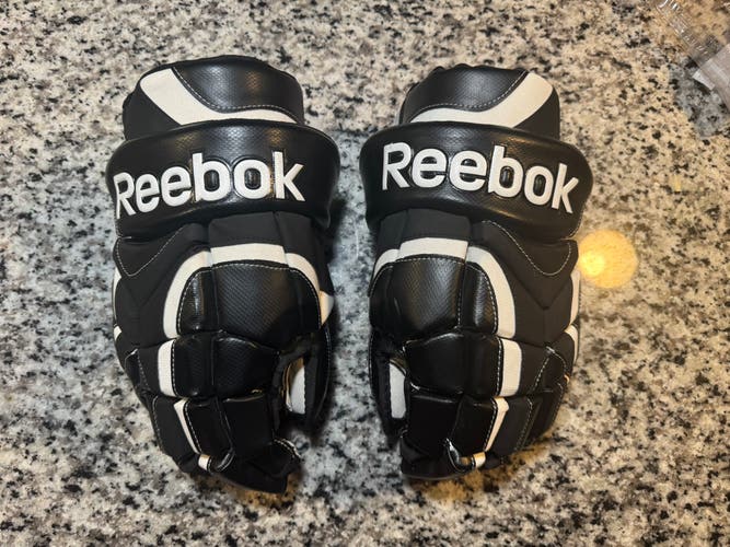 Brand New Reebok 7K Gloves 14"